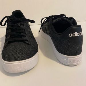 Men’s Size US 9 Addidas Shoes